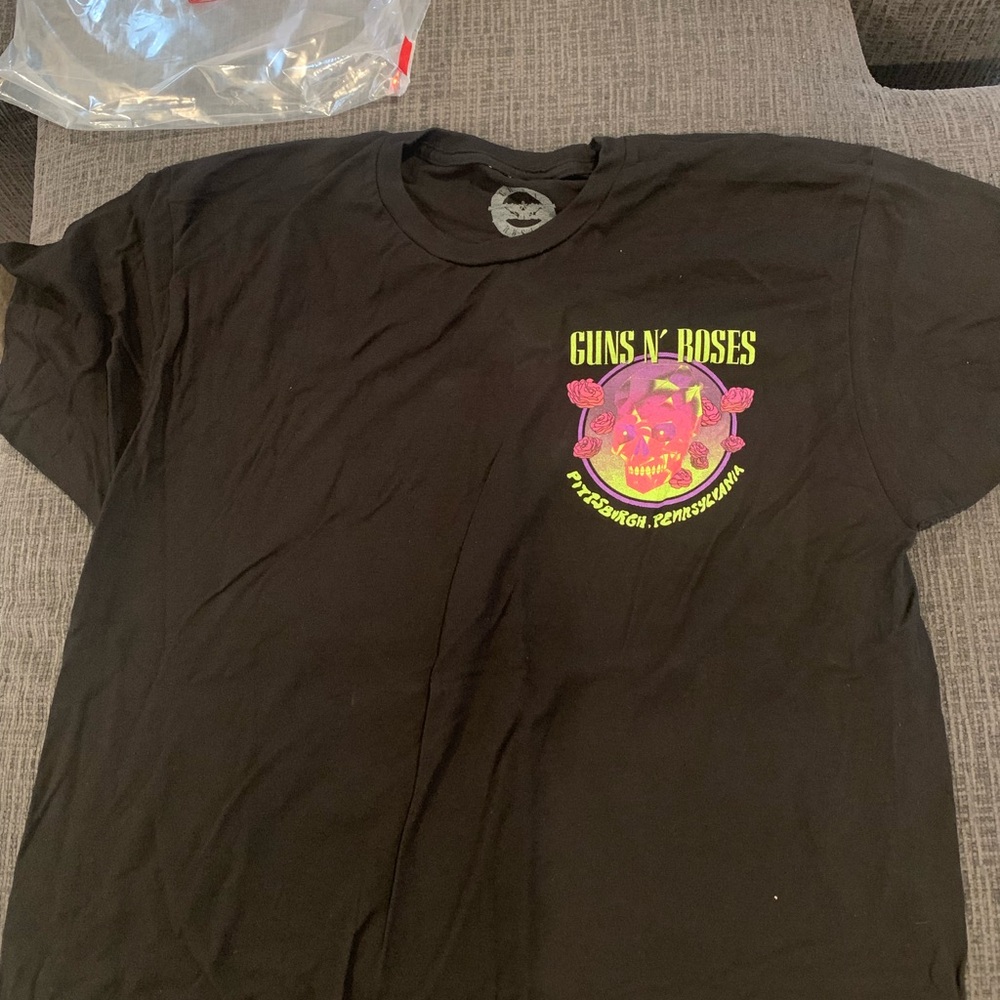 Guns N Roses Pittsburgh PA Concert Shirt